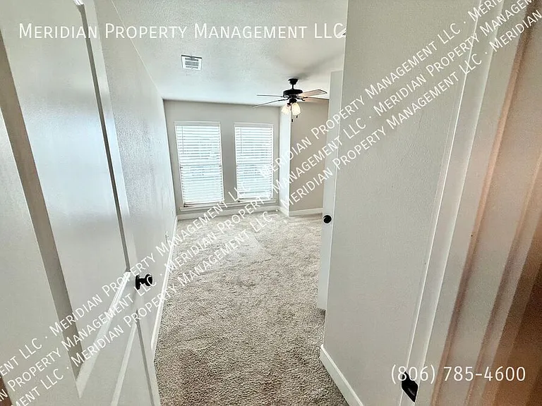 10421 Winfield Ave — Photo 14
