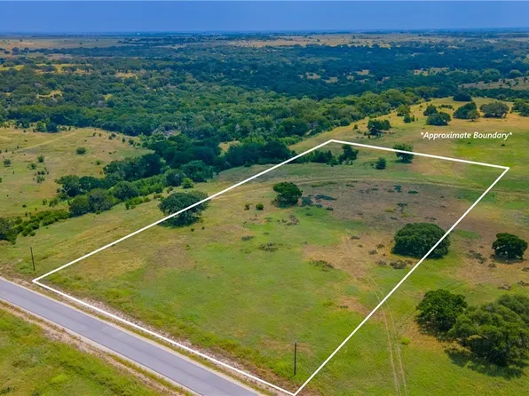 181 Guadalupe Dr, Oglesby, TX 76561