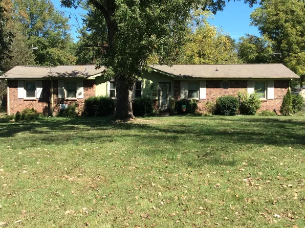406 Caldwell Dr, Goodlettsville, TN 37072