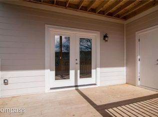 403 Acklen Park Dr #B, Nashville, TN 37205