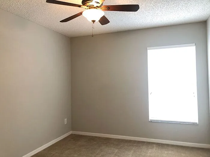 590 Horseman Dr — Photo 23