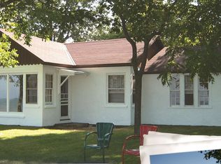 5535 Elmwood Rd, Luxemburg, WI 54217