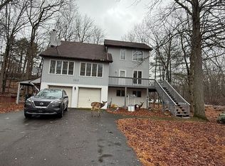 380 Falling Waters Blvd, Lackawaxen, PA 18435