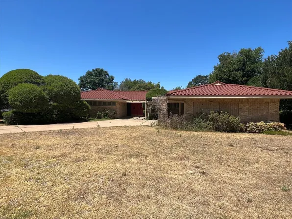 3708 Autumn Dr, Fort Worth, TX 76109