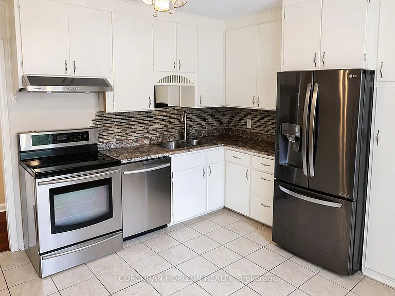 20407B Leslie St #MAIN — Photo 10
