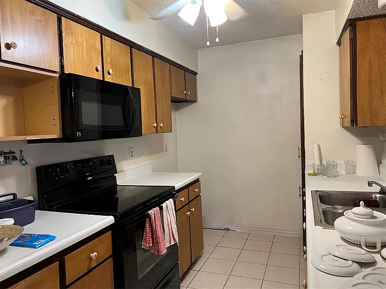10353 Baronne Cir — Photo 5
