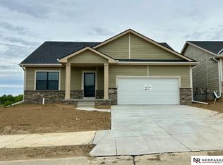 13051 S 44th Ave, Bellevue, NE 68123