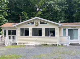 1219 Ranger Trl, Pocono Lake, PA 18347