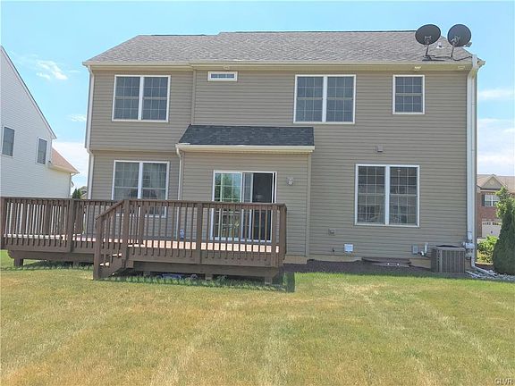 4th image of 4496 Whitetail Dr