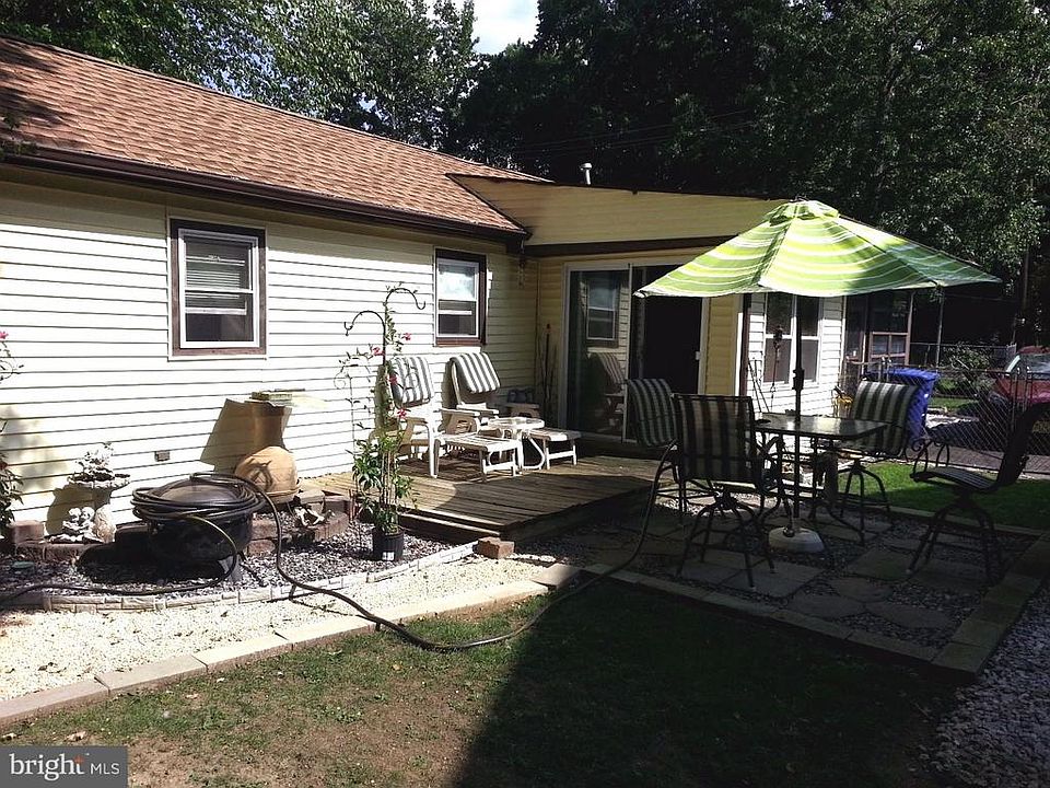 1st image of 35 S Lakeshore Dr