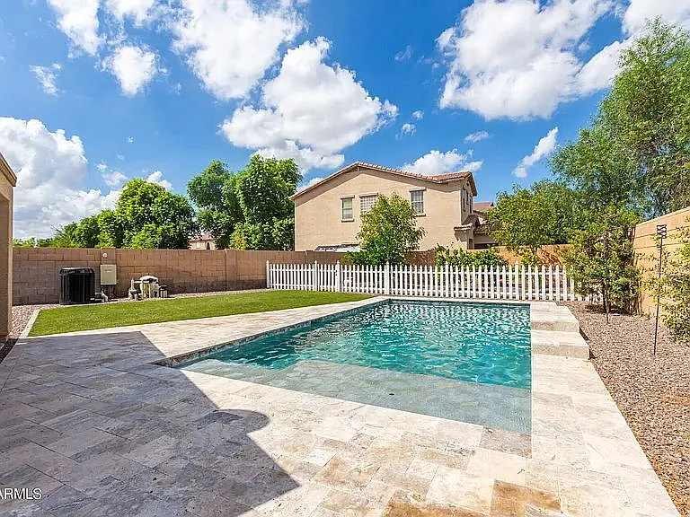 1180 E Saddleback Pl — Photo 15