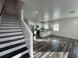 6734 Irvine Ave, North Hollywood, CA 91606