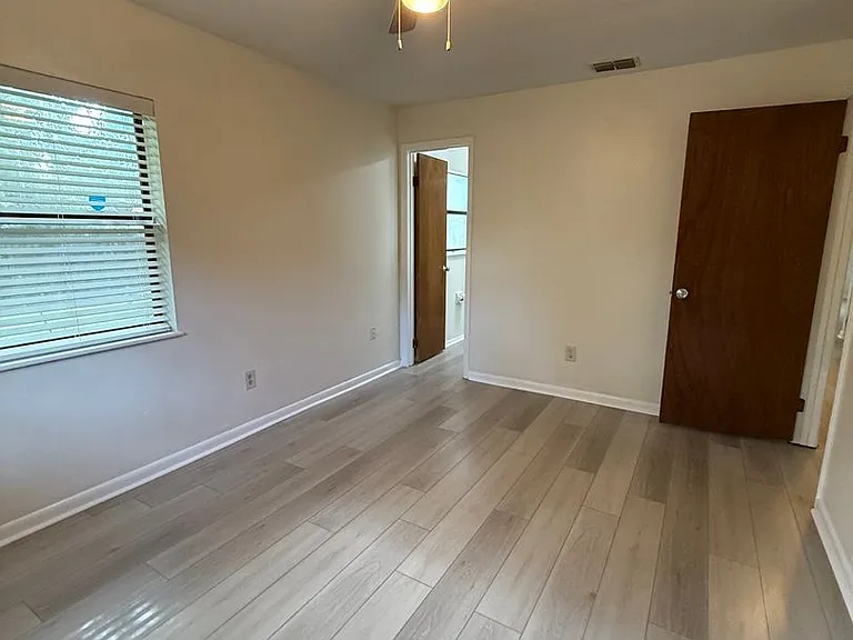15615 NW 138th Dr — Photo 30