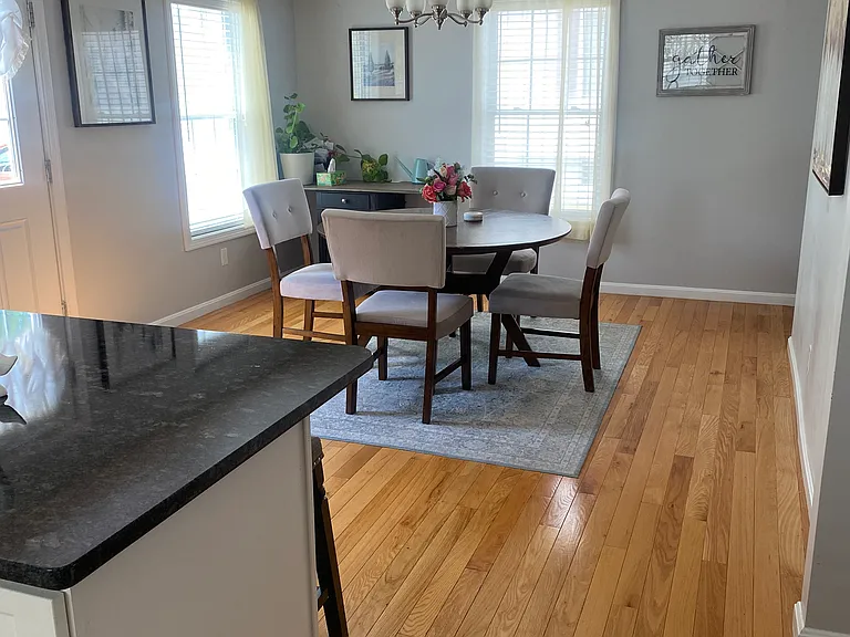 19 Mowry Ave — Photo 5