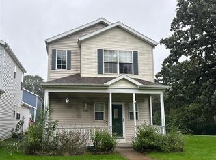 1700 Randall Dr, Solon, IA 52333