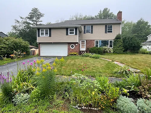 54 Bartley Ave Photo 1