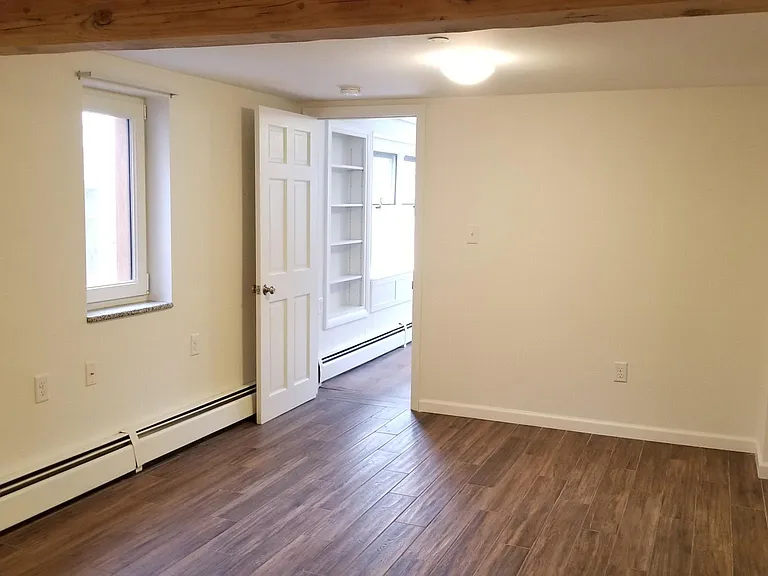 302 Pleasant St #3 — Photo 12