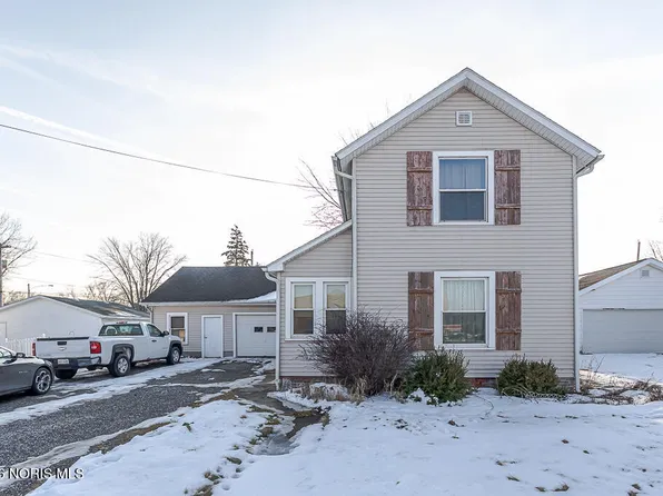 1111 Stevenson St, Napoleon, OH 43545