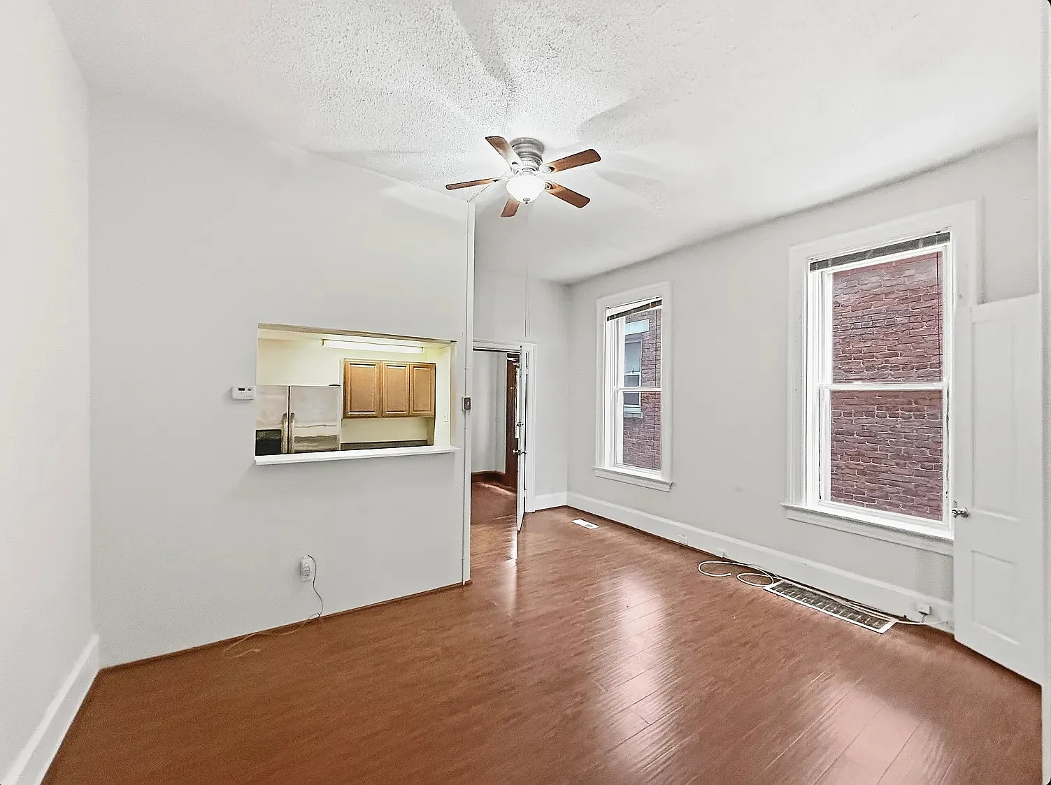 122 E University Avenue Unit 1 — Photo 4