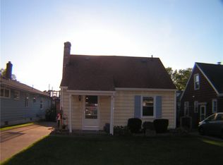 2036 Eastlawn Pkwy, Erie, PA 16510