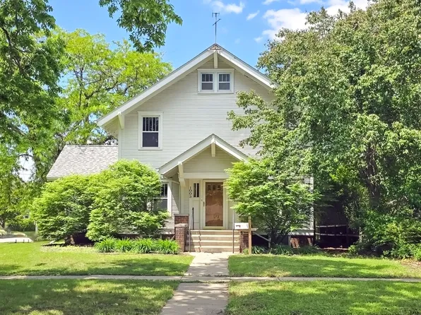 1003 Clark Ave, Ames, IA 50010