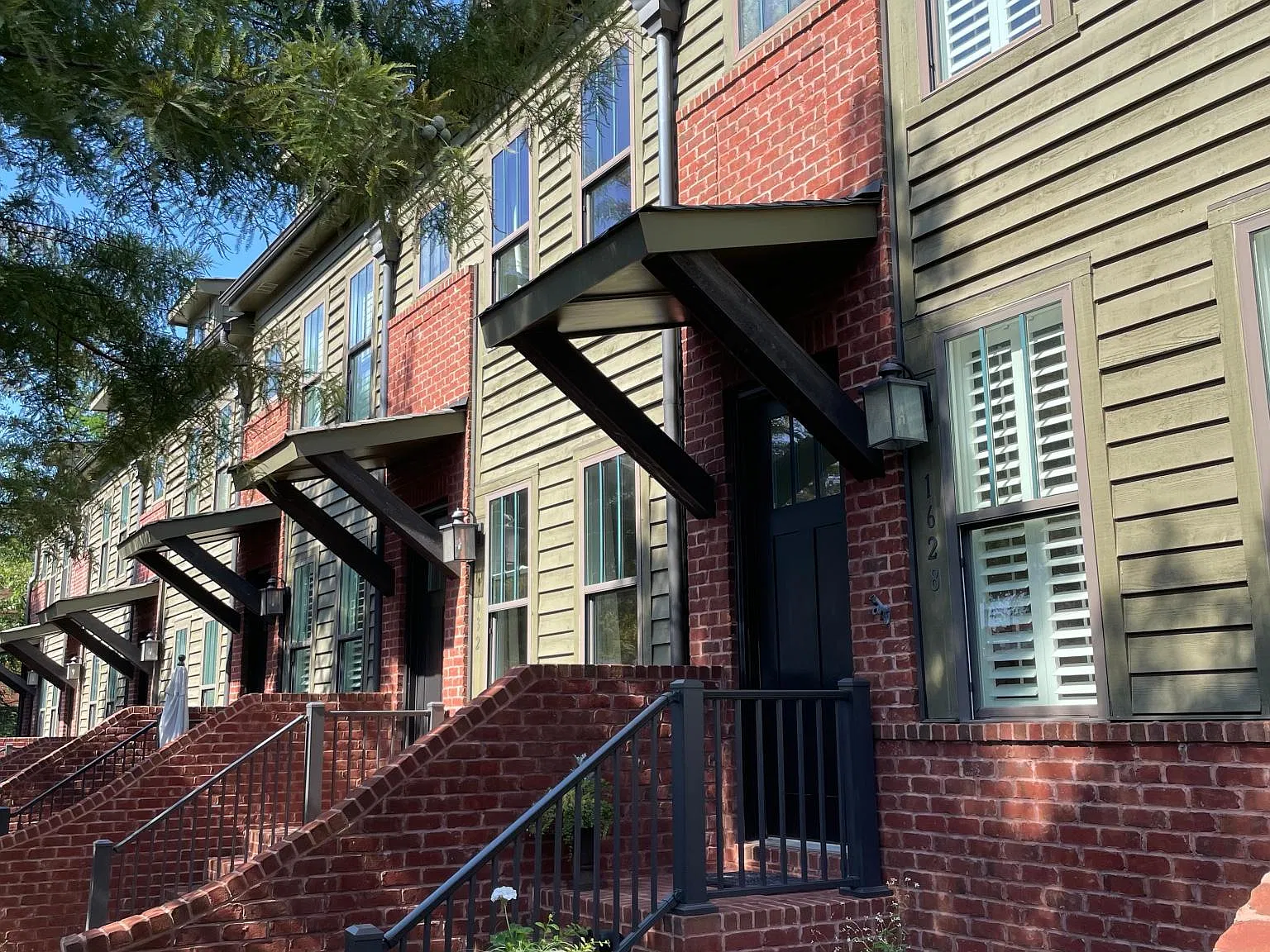 2 bed, 1600 sqft, $3,450 — Photo 2