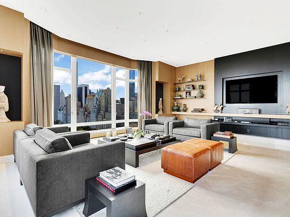 3rd image of 15 Central Park W APT 25D
