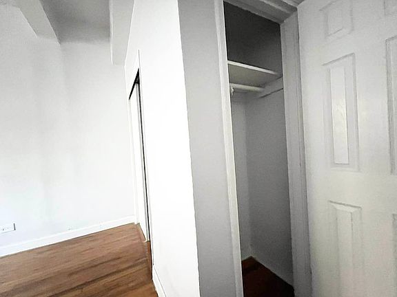 5th image of 250 E 38th St APT 1B