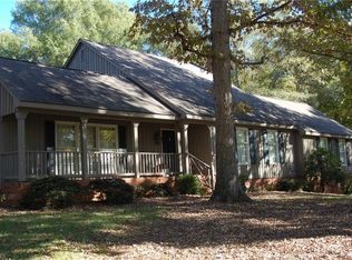 307 Woodhaven Dr, Stoneville, NC 27048