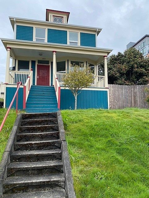 2nd image of 1544 Fawcett Ave
