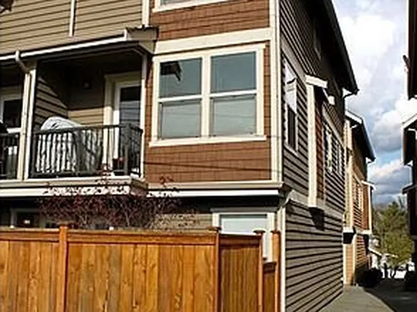 9033B 18th Ave SW, Seattle, WA 98106