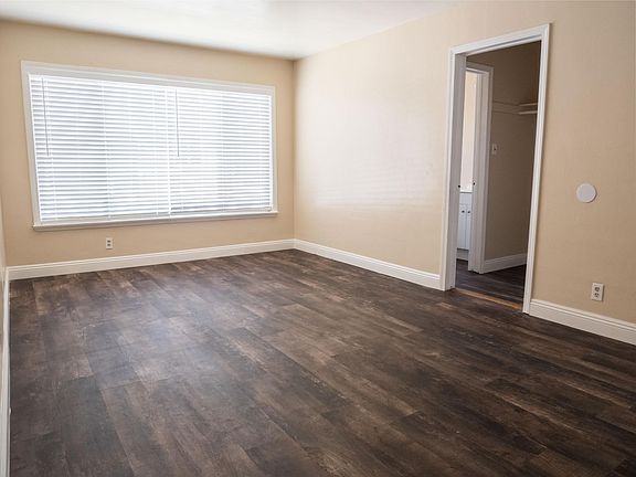 2nd image of 4524 N Banner Dr APT 4