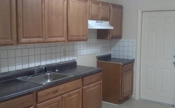 5th image of 1014 S F Street