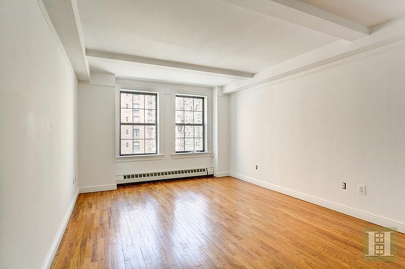 1st image of 17 Park Ave APT 1002