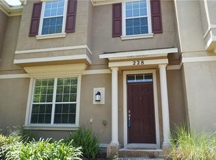 228 Maplebrook Dr, Altamonte Springs, FL 32714