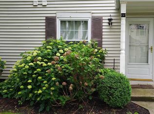 297 Fairview Cir, Middle Island, NY 11953