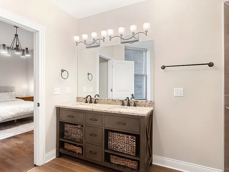 4520 S King Dr #3B — Photo 10