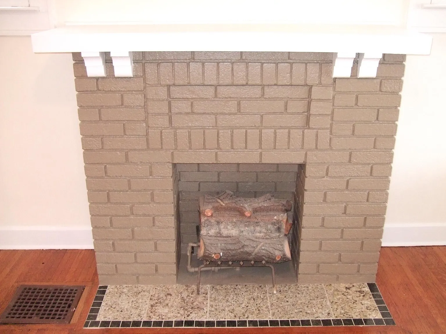 4852 Carrollton Ave — Photo 3