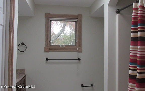 5th image of 3134 Pocahontas Ave