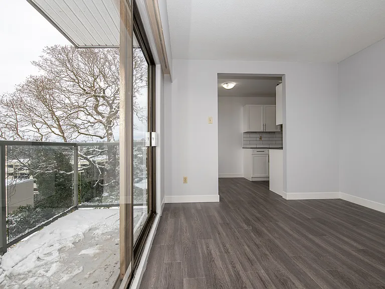 3244 Quadra St — Photo 19