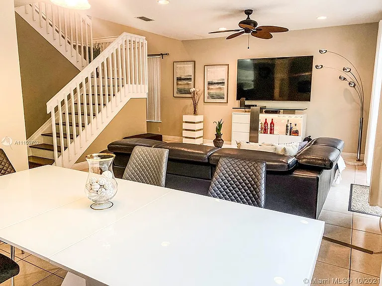 3657 Asperwood Cir — Photo 8