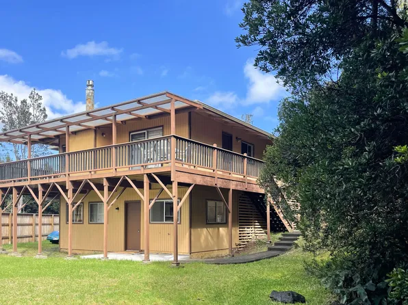 99-1752 Painiu Loop, Volcano, HI 96785