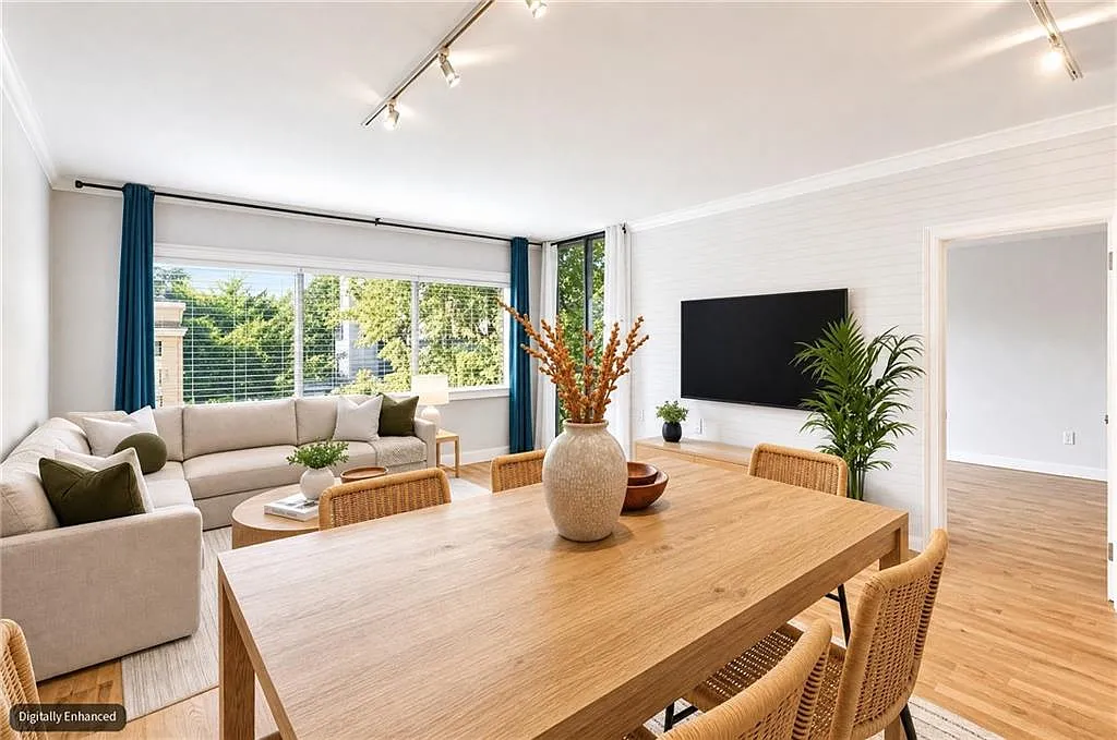 1 bed, 1.0 bath, 790 sqft, $2,300 — Photo 4