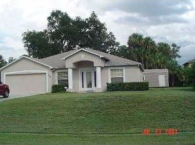 1st image of 2102 SW Truxton Ct
