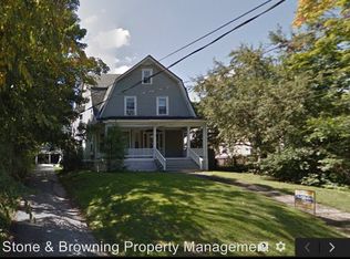 246 S Main St APT 4, Northfield, VT 05663