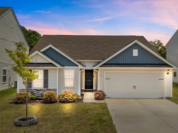 764 Frosty Way, Zebulon, NC 27597