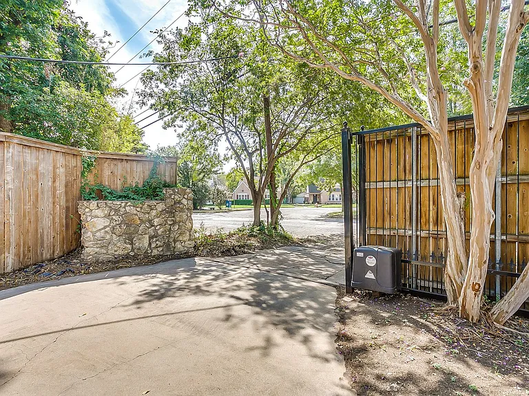 3257 Greene Ave #FULL — Photo 52