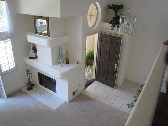 3rd image of 473 Mill River Ln