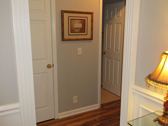 4th image of 2543 Shinnecock Ct