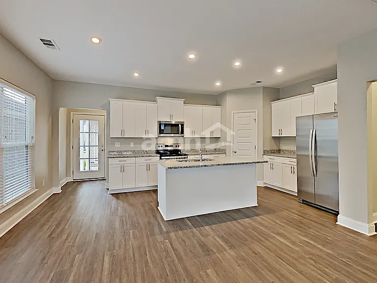 5504 Central Grove Sq — Photo 4